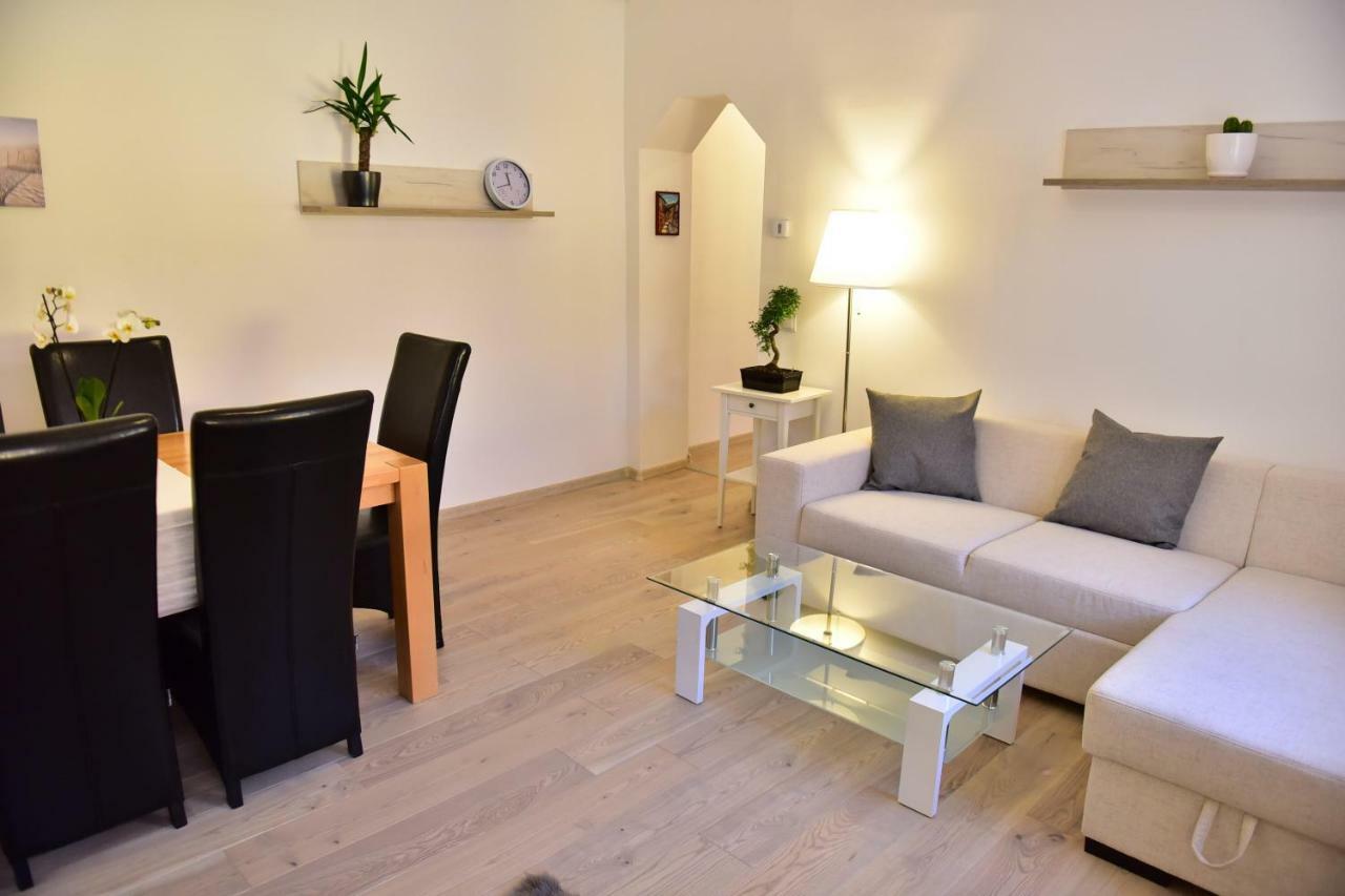 Casa Soare - Ultracentral Guesthouse Nagyszeben Kültér fotó