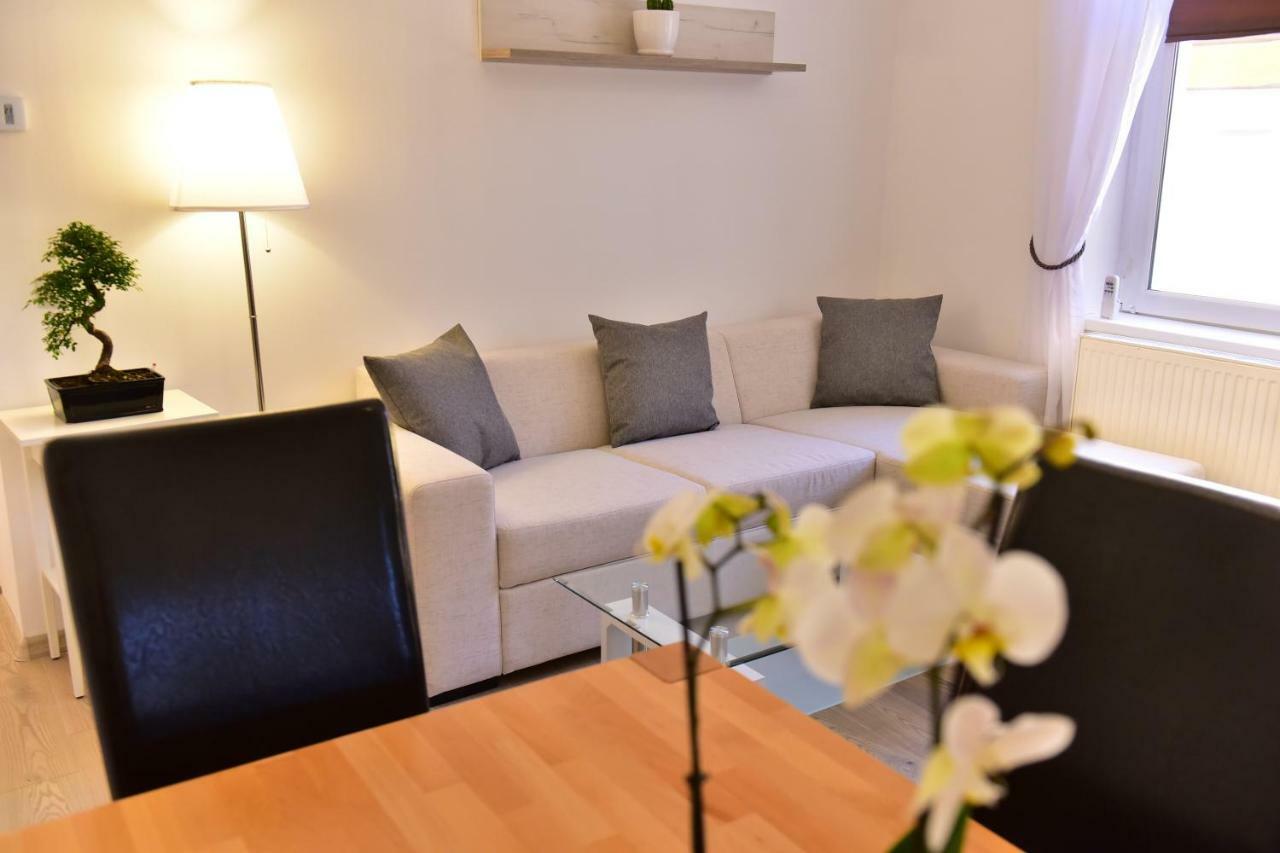 Casa Soare - Ultracentral Guesthouse Nagyszeben Kültér fotó